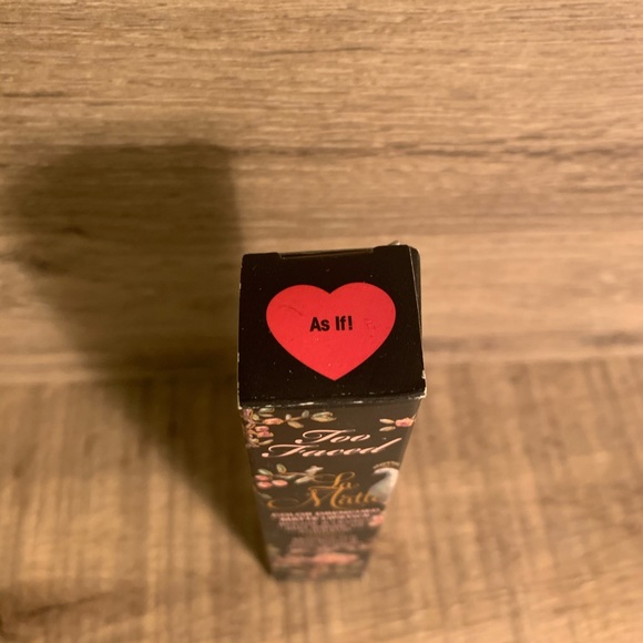 Too Faced La Matte As If! - Picture 4 of 4